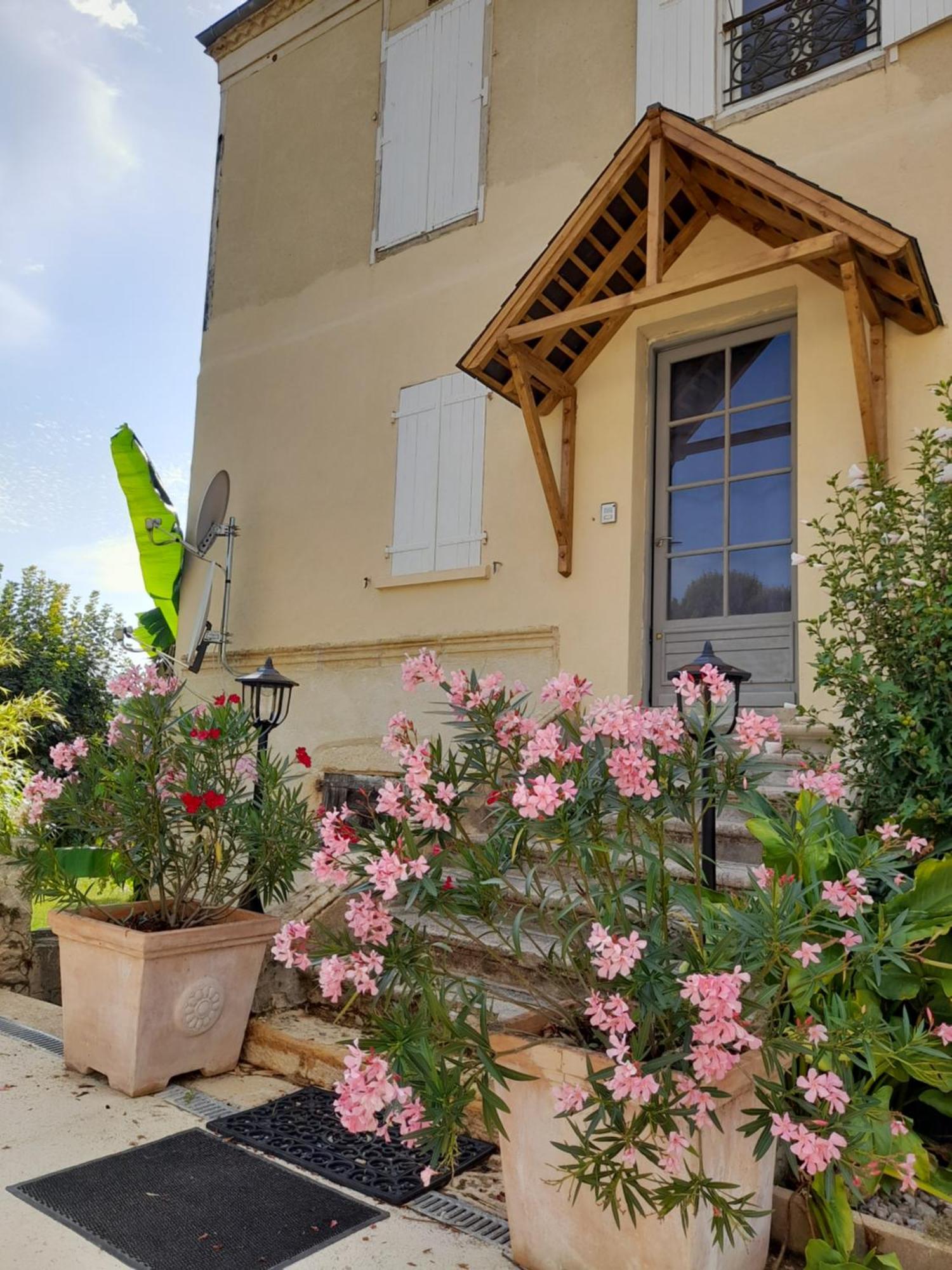 Manoir Demouret Sarlat Bed & Breakfast Exterior photo